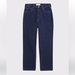 Abercrombie & Fitch | Curve Love- Ultra High Rise Ankle Straight Jean | 27/4